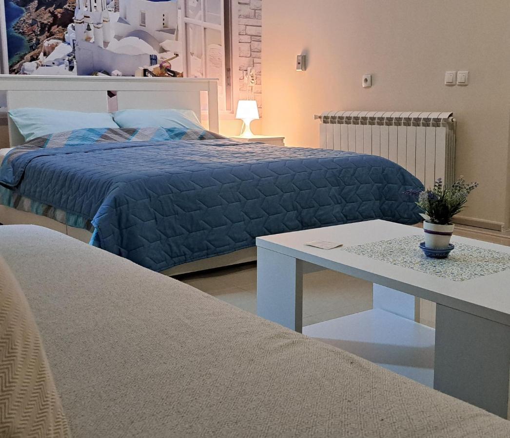 Apartmán Santorini Sremska Mitrovica Exteriér fotografie